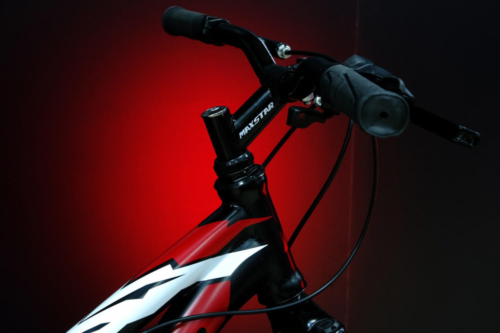 MAXSTAR 26" JUNIOR Матовый Чёрный/Красный