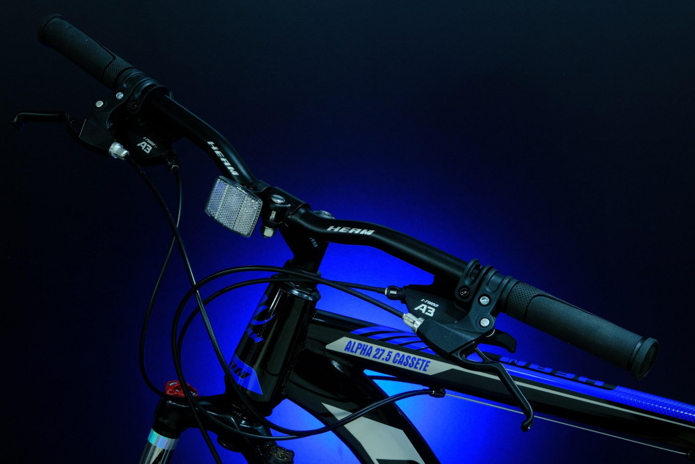 HEAM ALPHA 27,5 Cassete Чёрный/Синий глянец рама 19 (на рост 171-182)