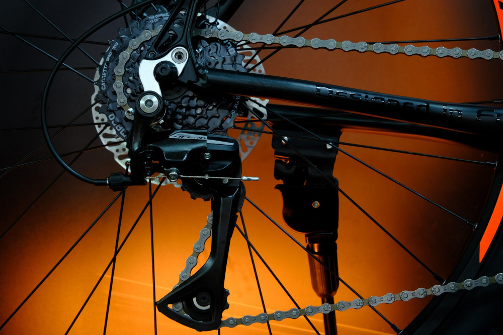 Lorak 6.0 Матовый Чёрный/Оранжевый рама 17 (на рост 155-173)