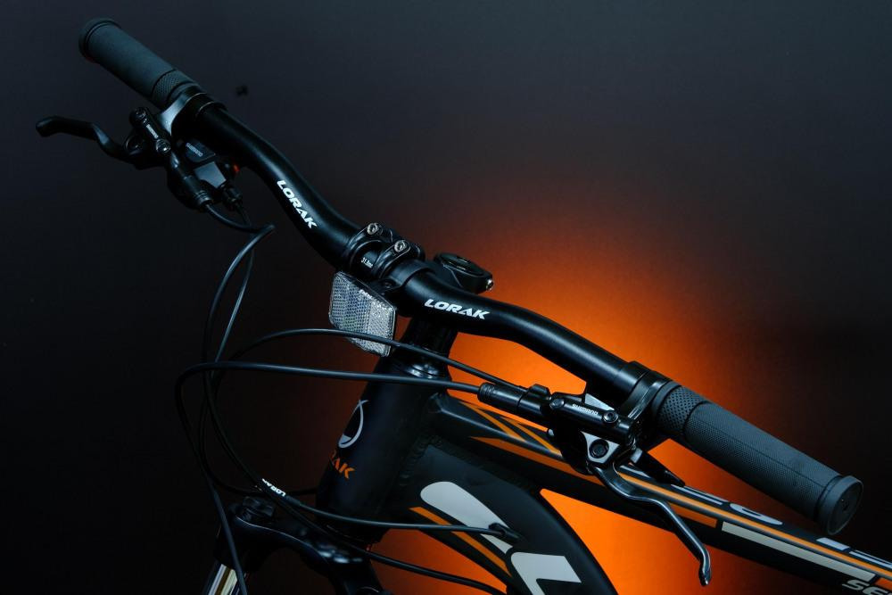 Lorak Sel 9200 Матовый Чёрный/Коричневый 19р (на раму 171-182)